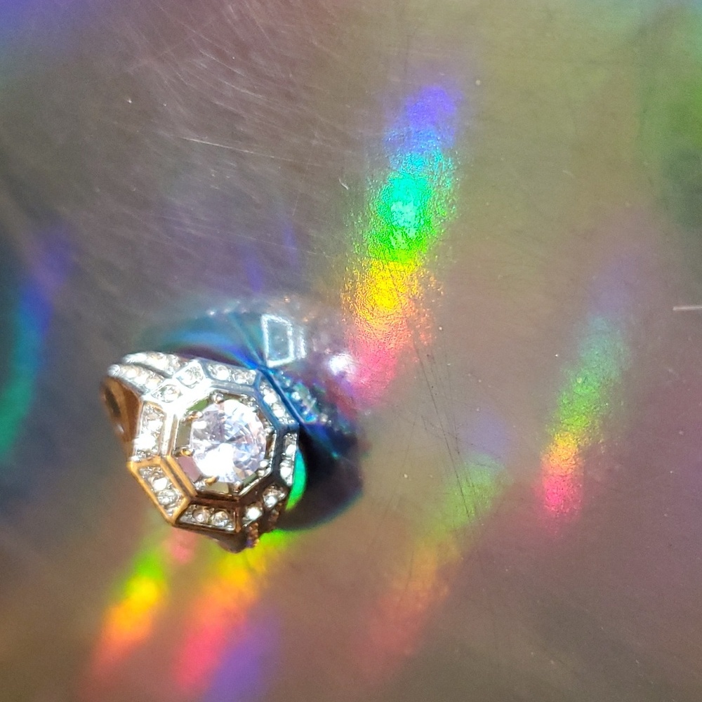Ring - Picture 4 of 4